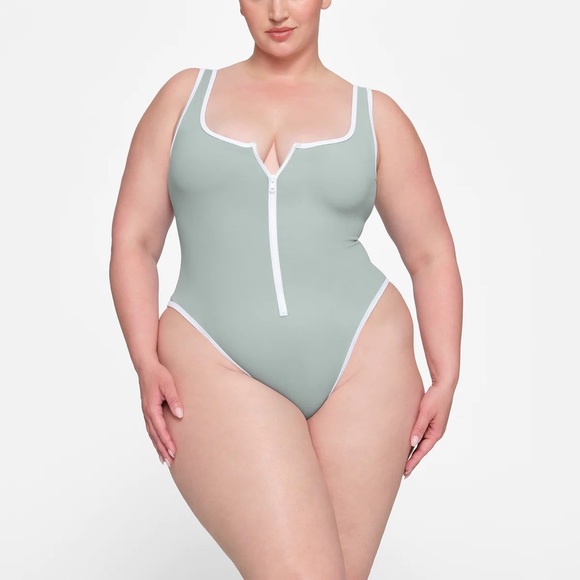 Skims Swim Zip Up Scoop Neck| Pacific - Picture 4 of 5